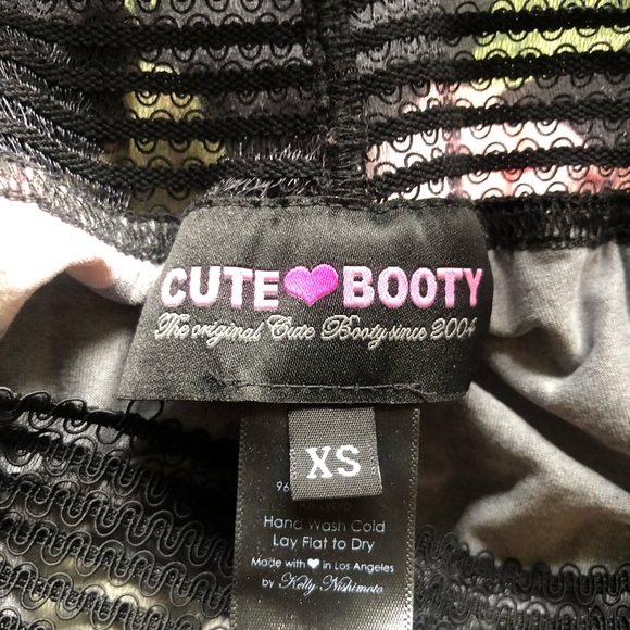 SOLD on Ⓜ️ Cute Booty Lounge Floral Legging XS - Picture 9 of 10